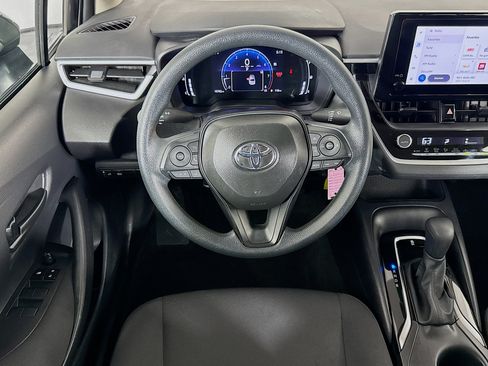 Used 2026 Toyota Corolla LE FWD image 15