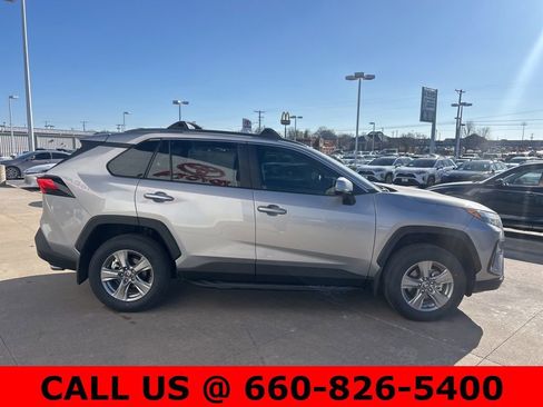 New 2025 Toyota RAV4 XLE image 4