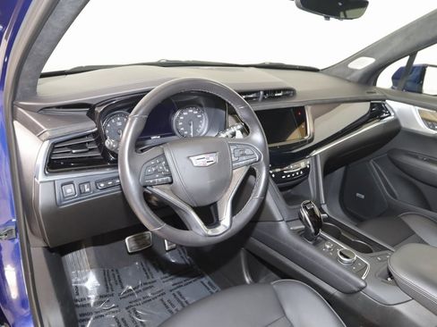 Used 2023 Cadillac XT6 Sport w/ Platinum Package image 29