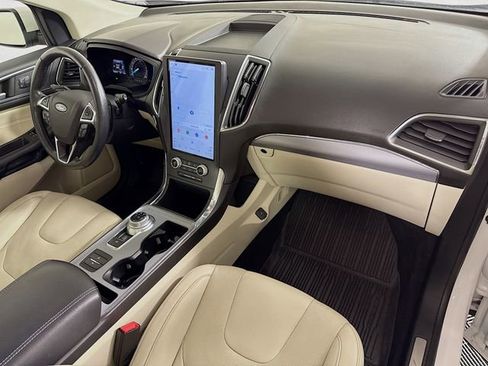 Used 2022 Ford Edge Titanium w/ Equipment Group 301A AWD/4WD image 31