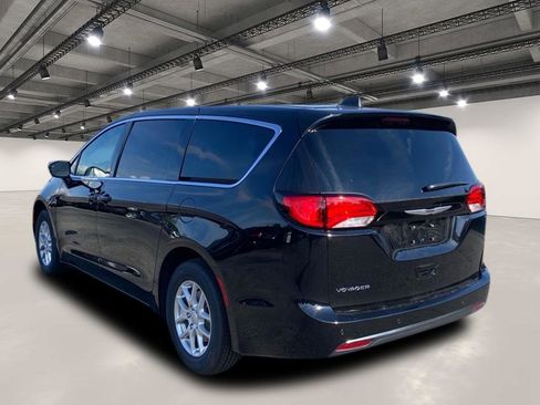New 2026 Chrysler Voyager LX image 3