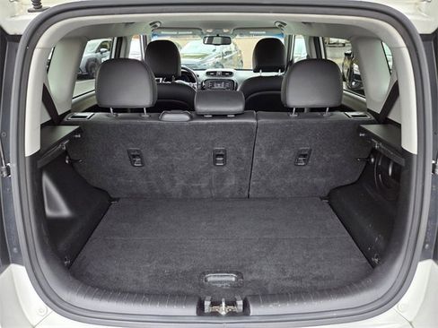 Used 2016 Kia Soul ! image 13