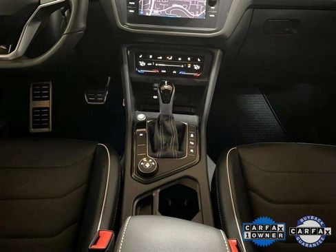 Used 2024 Volkswagen Tiguan SEL R-Line image 12