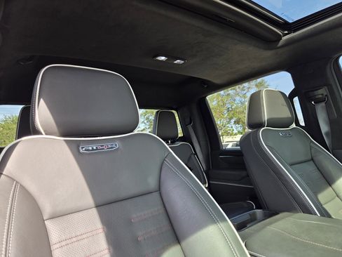 Used 2024 GMC Sierra 2500 AT4X image 14