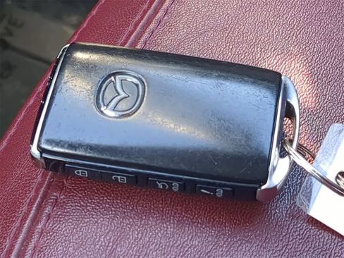 Used 2021 MAZDA CX-5 Carbon Edition image 40