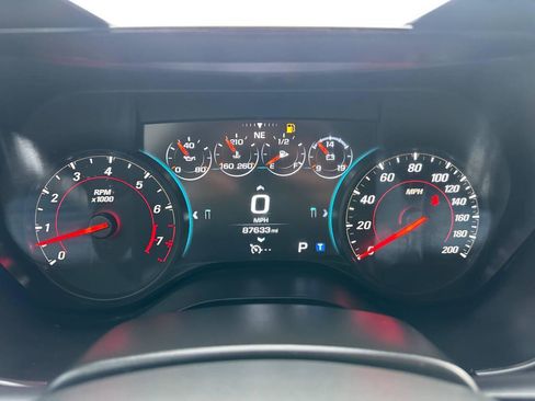 Used 2017 Chevrolet Camaro SS RWD image 25
