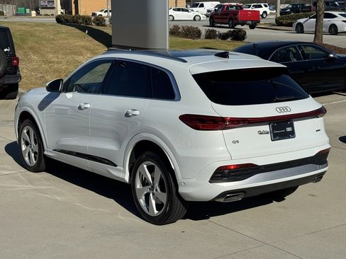 Used 2025 Audi Q5 Premium Plus w/ Premium Plus image 11