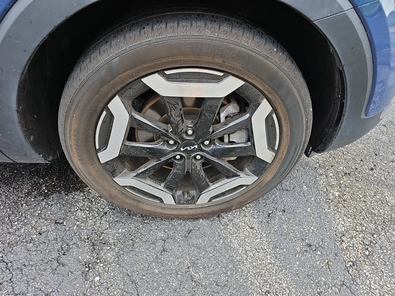 Used 2023 Kia Telluride S AWD/4WD image 9