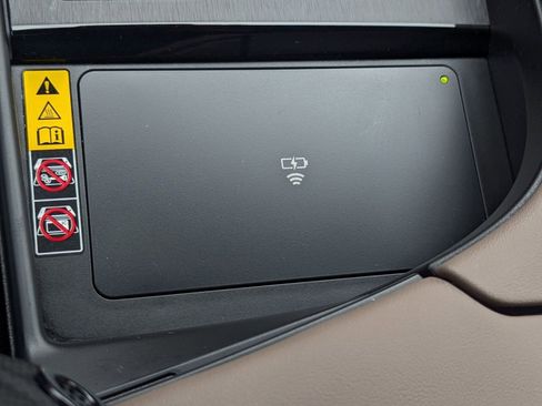 Certified 2025 Lexus ES 300h w/ Luxury Package image 35