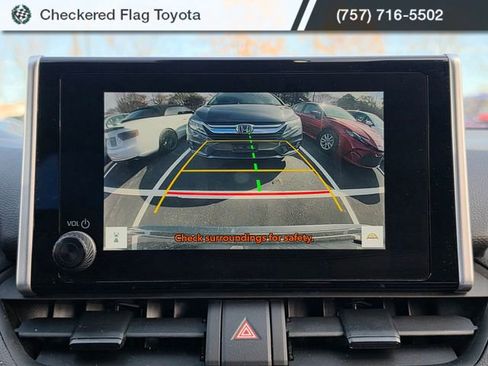 Used 2024 Toyota RAV4 XLE image 17