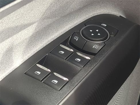 New 2025 Ford Maverick XLT w/ XLT Luxury Package image 23