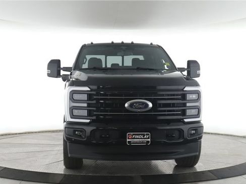 Used 2025 Ford F250 Platinum w/ FX4 Off-Road Package AWD/4WD image 12