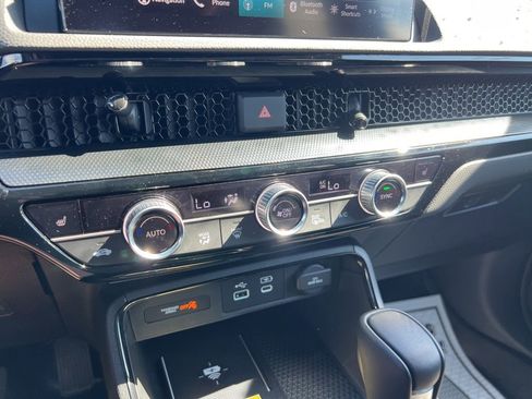 Used 2023 Honda CR-V Sport Touring image 10