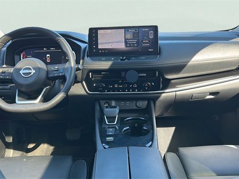 Used 2024 Nissan Rogue SL w/ SL Premium Package image 20