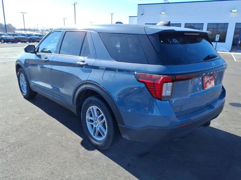 New 2026 Ford Explorer Active AWD/4WD image 2
