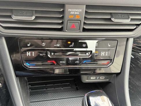 New 2026 Volkswagen Jetta SEL image 18