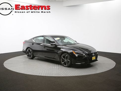 Used 2023 Nissan Altima 2.5 SR w/ SR Premium Package image 47