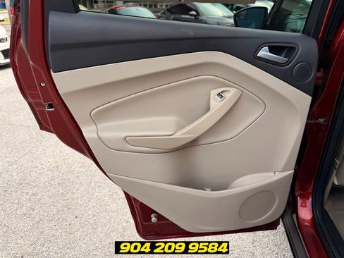 Used 2014 Ford Escape SE w/ Equipment Group 201A FWD image 28