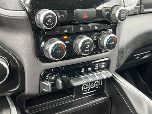Used 2023 RAM 1500 Big Horn AWD/4WD image 28