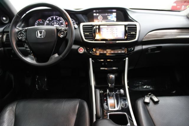 Used 2016 Honda Accord EX-L image 2