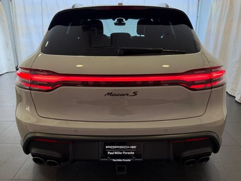 Certified 2026 Porsche Macan S AWD/4WD image 8