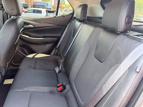 Used 2023 Buick Encore GX Preferred FWD image 39
