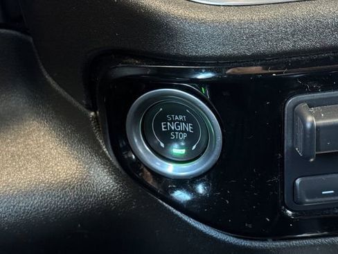 Used 2024 Chevrolet Silverado 1500 High Country w/ Technology Package image 21