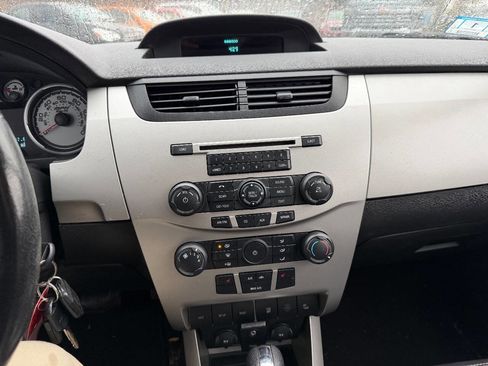 Used 2008 Ford Focus SES image 11