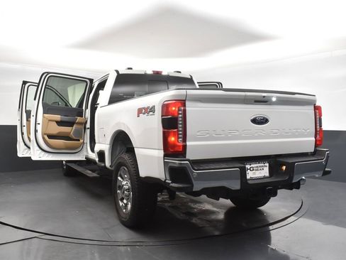 Used 2025 Ford F250 Lariat w/ Lariat Ultimate Package image 51