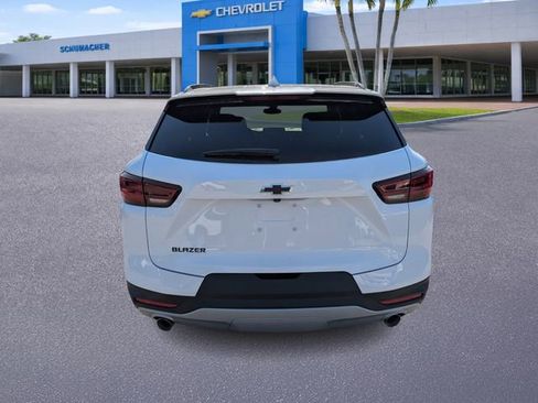 New 2026 Chevrolet Blazer LT w/ Midnight/Sport Edition FWD image 6