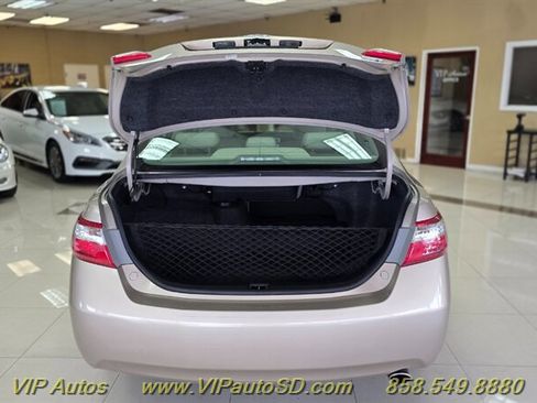 Used 2007 Toyota Camry Hybrid FWD image 9