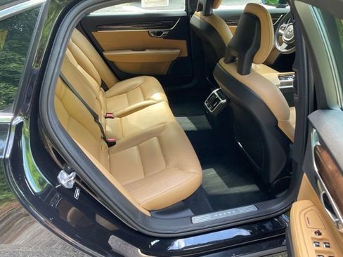 Used 2018 Volvo S90 T5 Momentum w/ Protection Package Premier FWD image 14