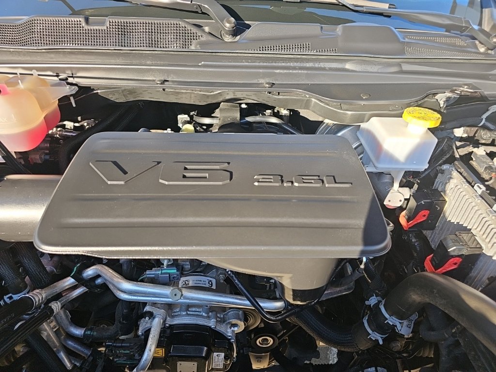 Used 2022 RAM 1500 Big Horn AWD/4WD image 37