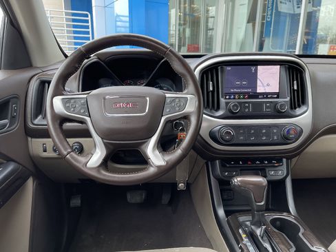 Used 2020 GMC Canyon SLT w/ Driver Alert Package image 17
