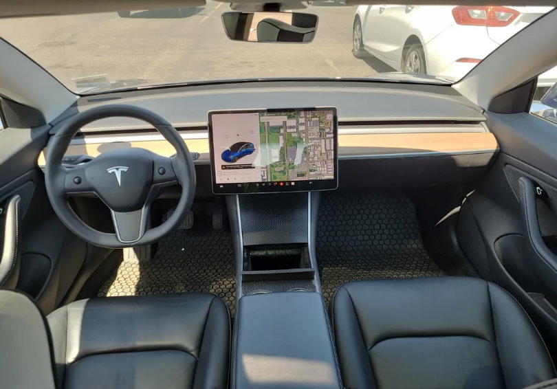 Used 2019 Tesla Model 3 Long Range AWD/4WD image 2