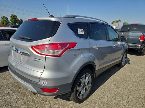 Used 2015 Ford Escape Titanium w/ Equipment Group 301A FWD image 4
