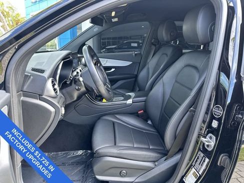 Used 2022 Mercedes-Benz GLC 300 w/ Premium Package Lite image 30