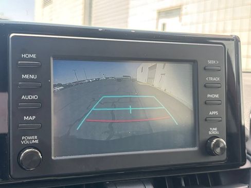 Used 2019 Toyota RAV4 XLE w/ Convenience Package AWD/4WD image 12