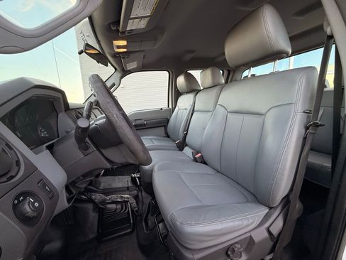 Used 2015 Ford F250 XL w/ Power Equipment Group image 30