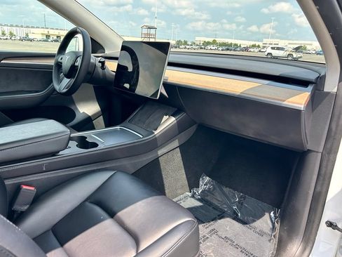 Used 2022 Tesla Model Y Performance AWD/4WD image 12