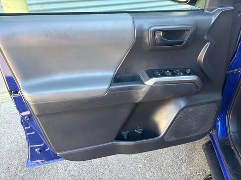 Used 2023 Toyota Tacoma SR5 image 21