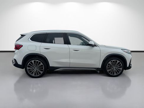 New 2026 BMW X1 xDrive28i w/ Technology Package AWD/4WD image 2