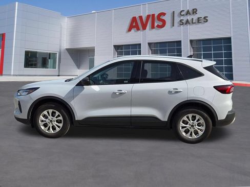 Used 2025 Ford Escape Active AWD/4WD image 10