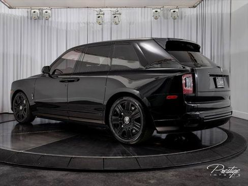 Used 2023 Rolls-Royce Cullinan w/ Cullinan Package AWD/4WD image 10