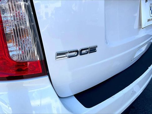 Used 2012 Ford Edge SEL FWD image 9
