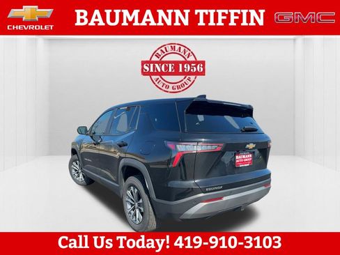 Used 2025 Chevrolet Equinox LT FWD image 8