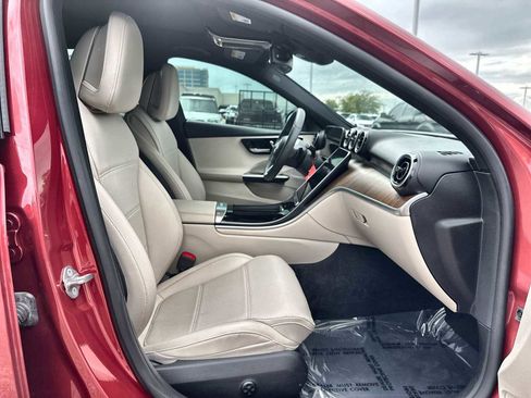 Used 2022 Mercedes-Benz C 300 Sedan image 9