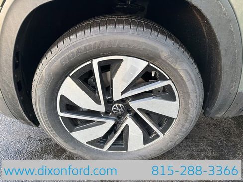 New 2026 Volkswagen Atlas SE image 30