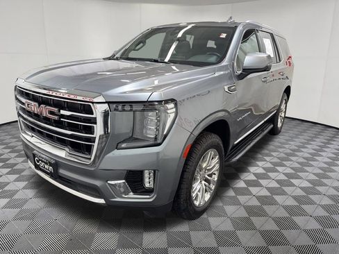 Used 2021 GMC Yukon SLT w/ SLT Premium Package AWD/4WD image 3
