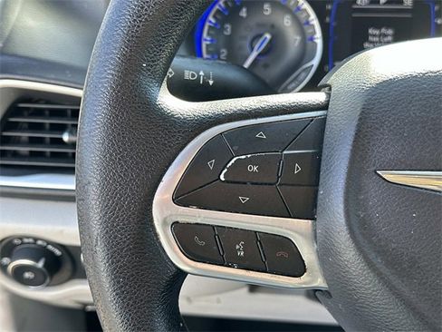 Certified 2019 Chrysler Pacifica Touring Plus image 25